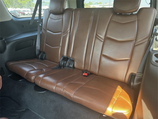 2016 Cadillac Escalade ESV Premium photo 22