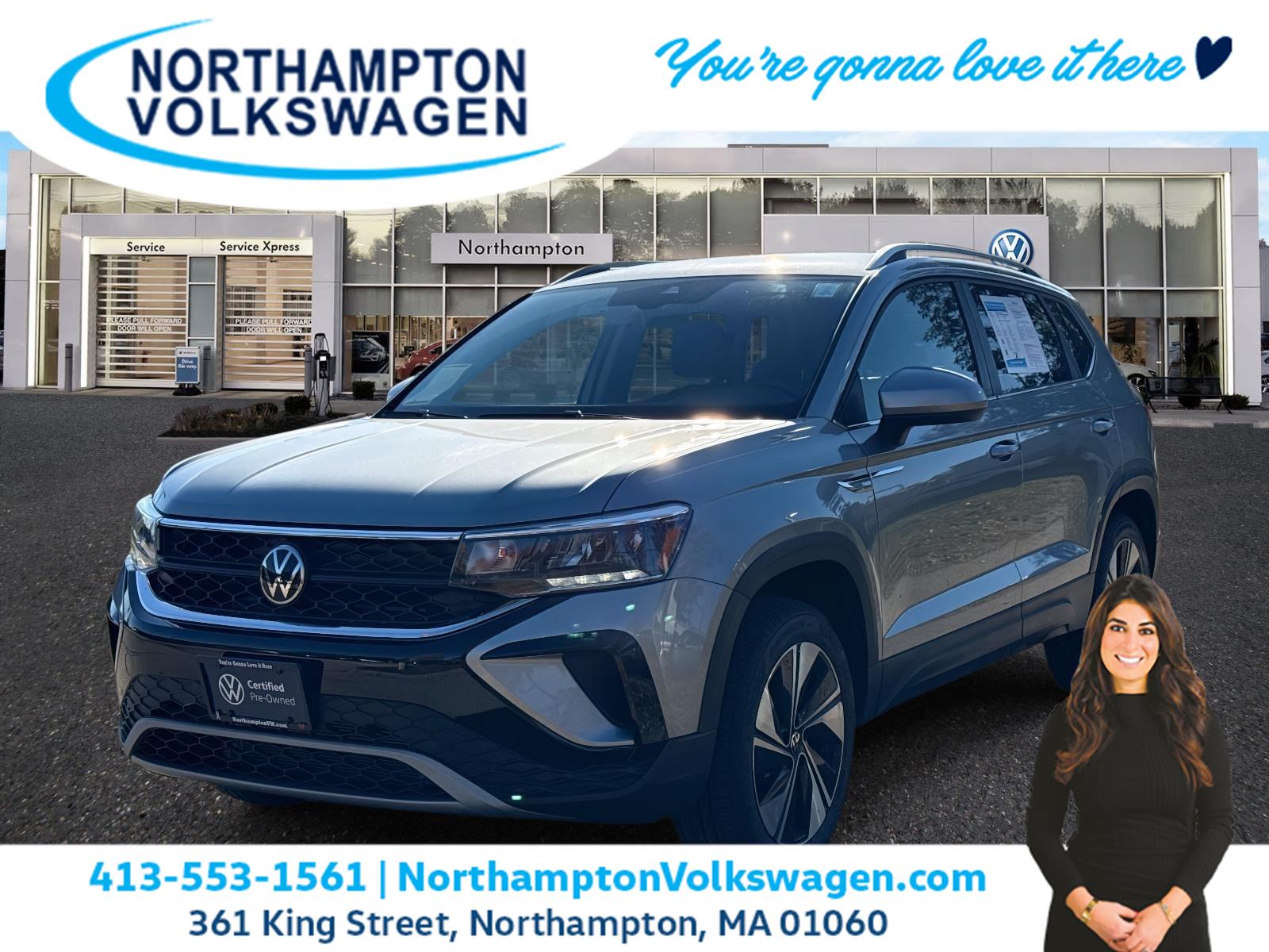 2024 Volkswagen Taos SE's photo