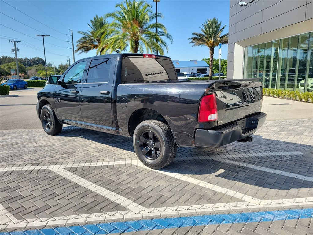 2022 Ram 1500 Classic Tradesman photo 3