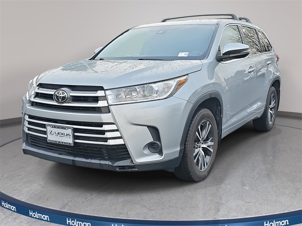 2017 Toyota Highlander LE