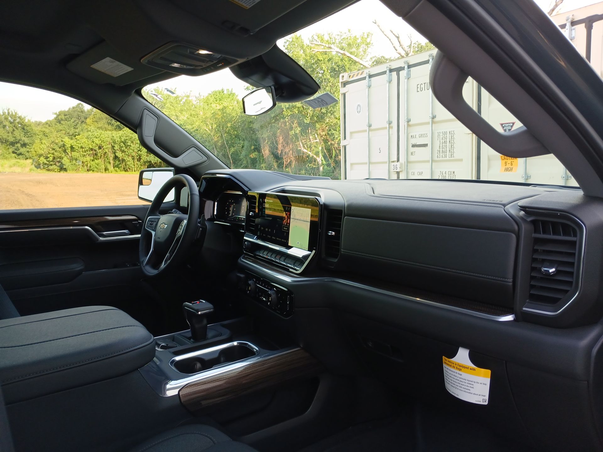 2025 Chevrolet Silverado 1500 LT photo 29