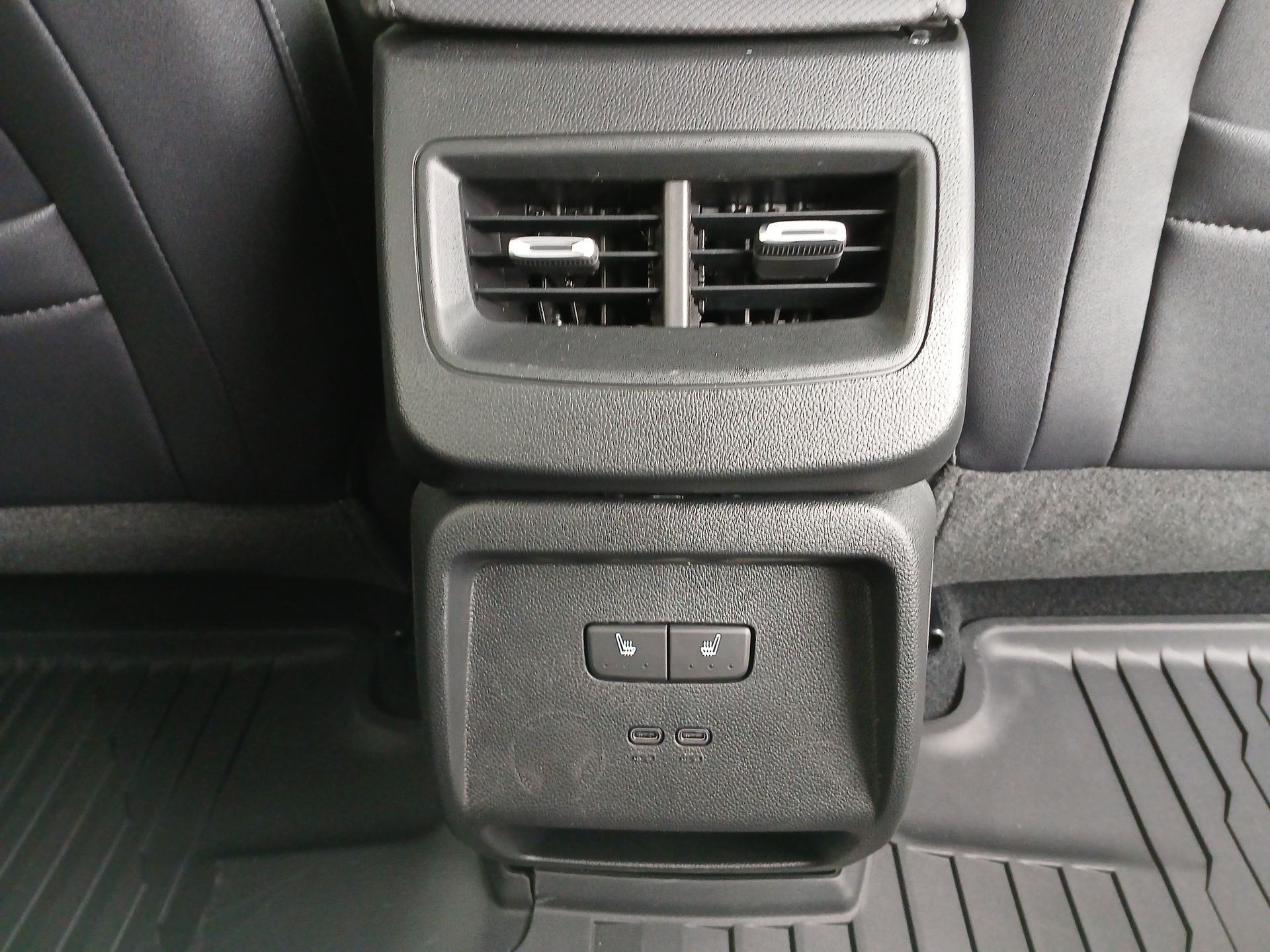 2025 Chevrolet Equinox EV 1LT photo 21