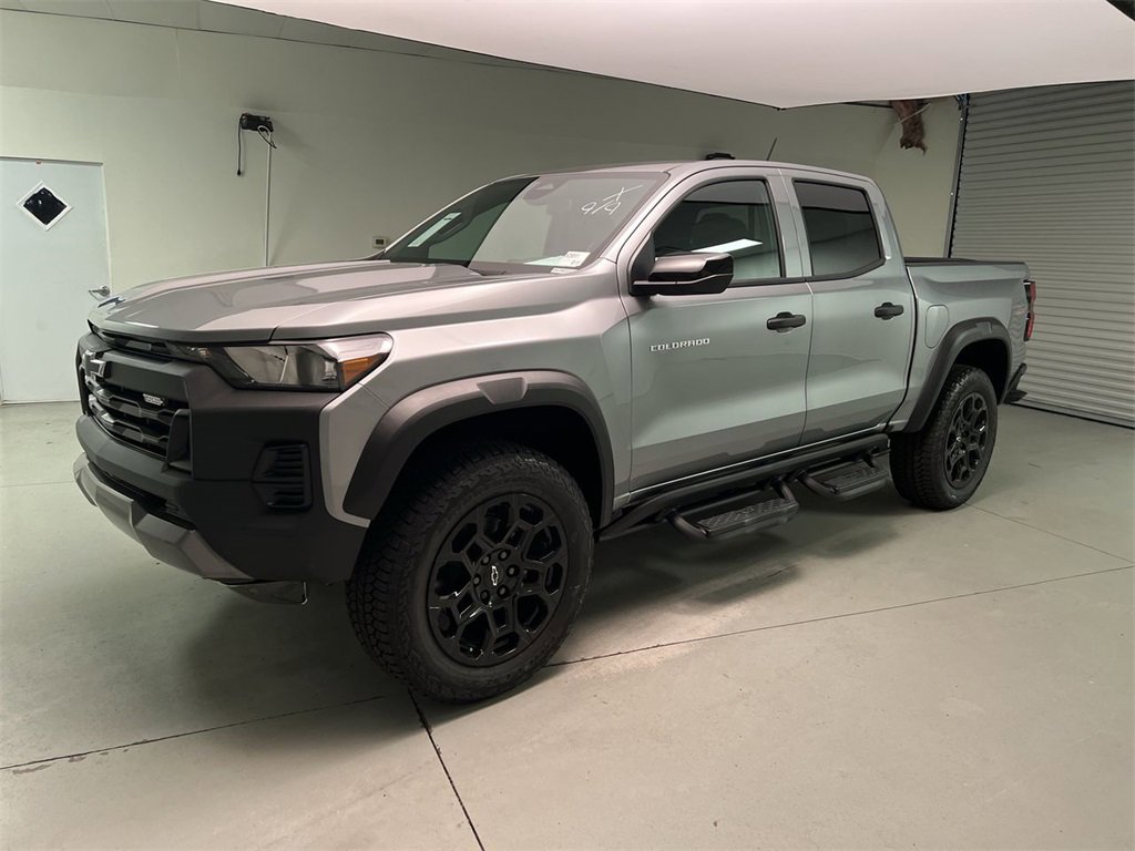 2026 Chevrolet Colorado Trail Boss photo 4