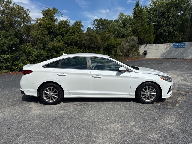 2019 Hyundai Sonata Eco photo 2