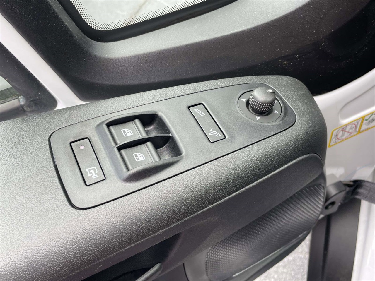 2024 Ram ProMaster 1500 photo 21