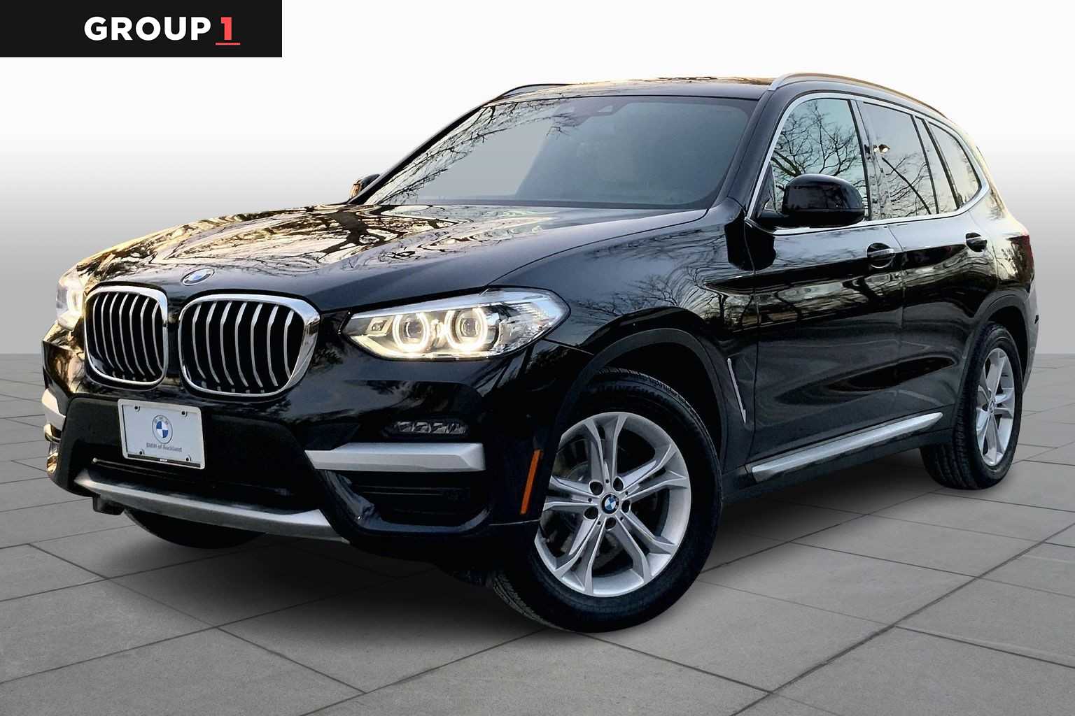2021 BMW X3 30i's photo