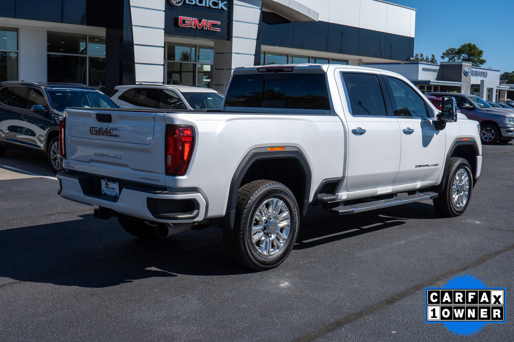 2023 Gmc Sierra 2500 HD Denali photo 3