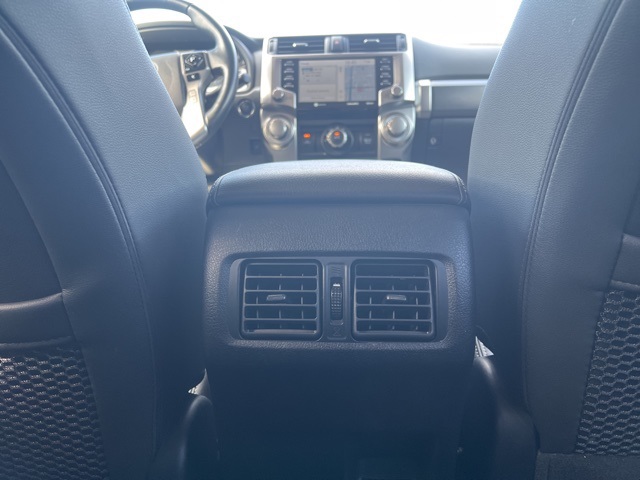 2024 Toyota 4Runner SR5 Premium photo 8