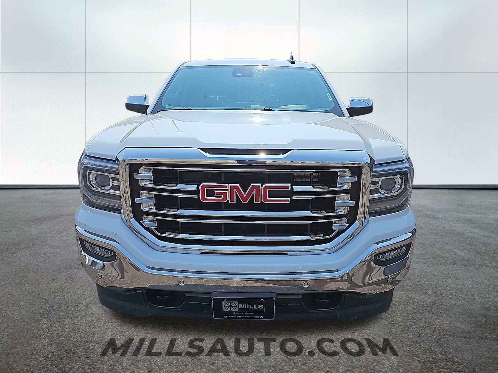 Used 2018 GMC Sierra 1500 SLT with VIN 3GTU2NEJ7JG556071 for sale in Brainerd, Minnesota