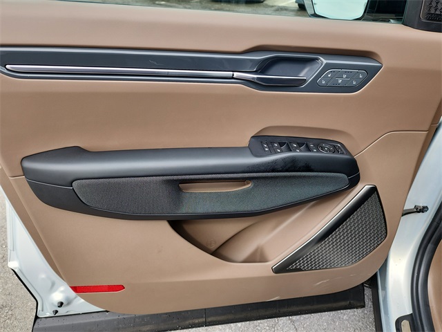 2026 Kia EV9 GT-Line photo 4