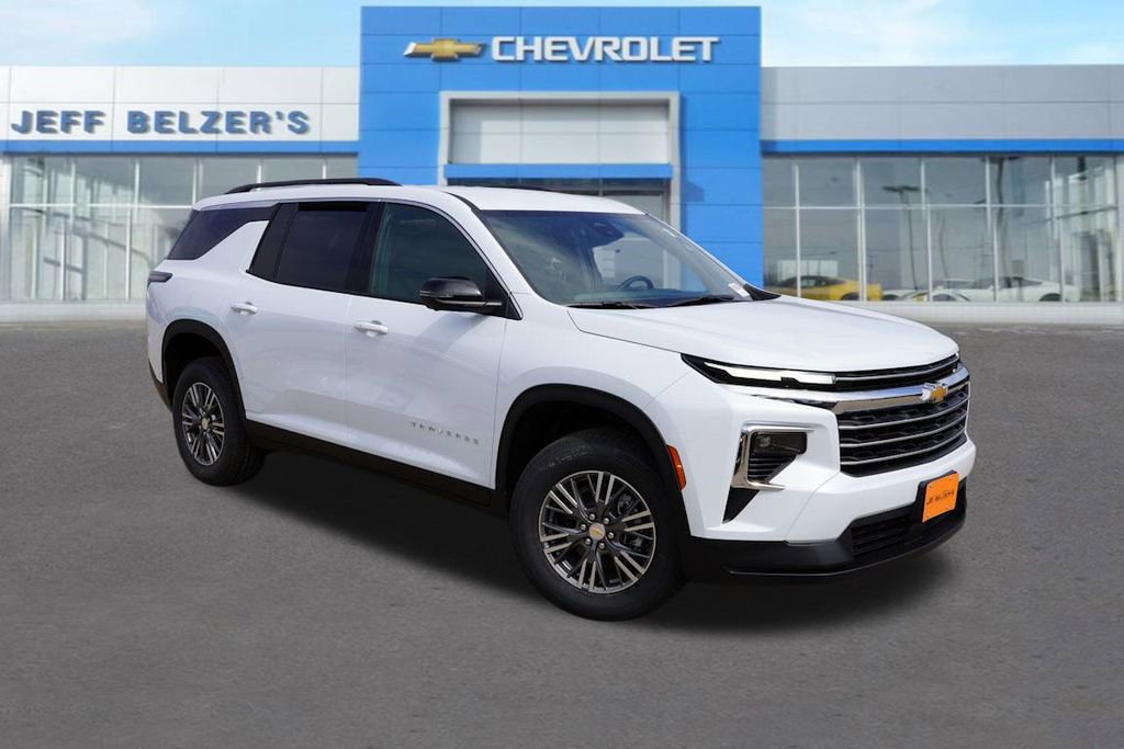 2026 Chevrolet Traverse LT's photo