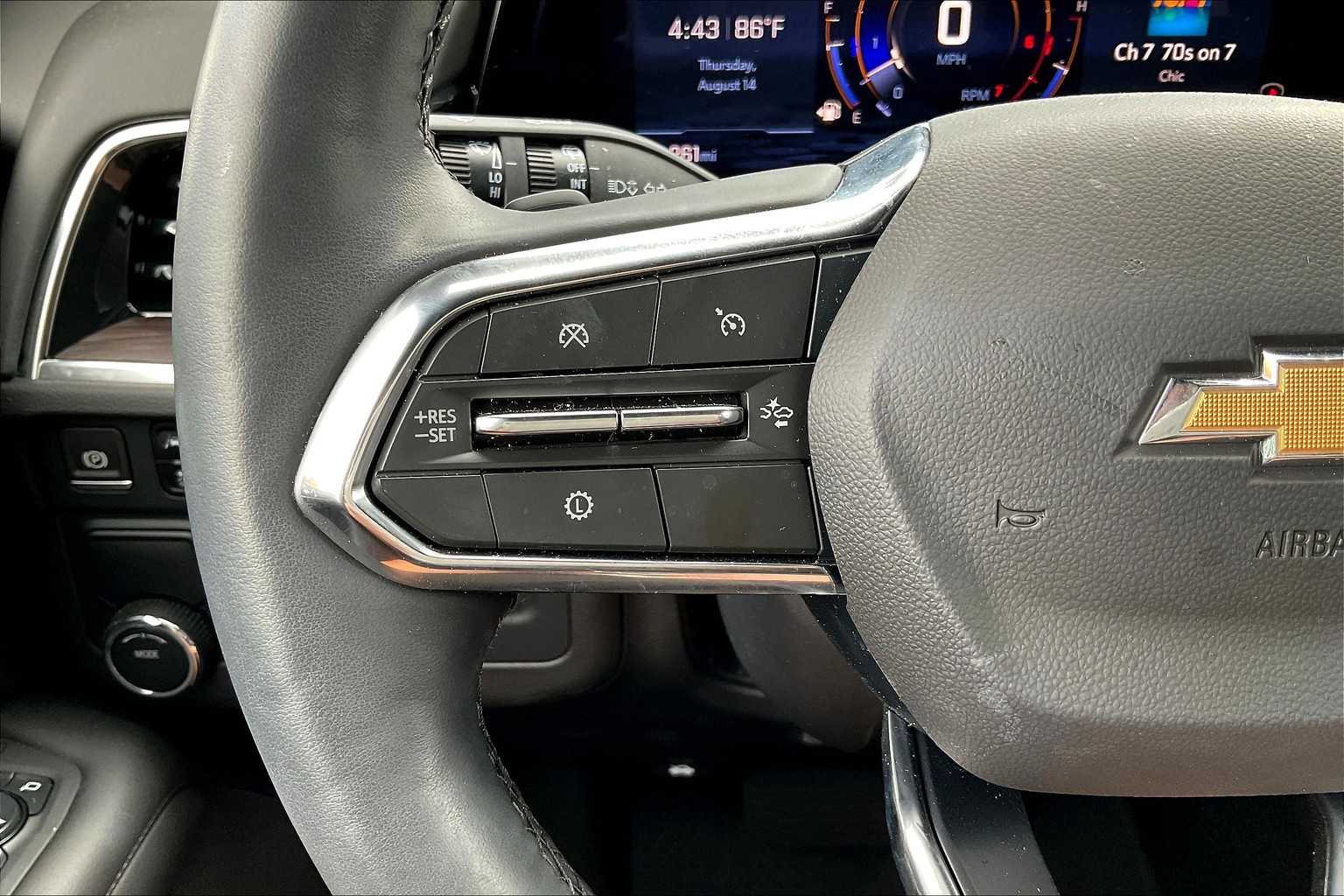 2025 Chevrolet Tahoe LT photo 17