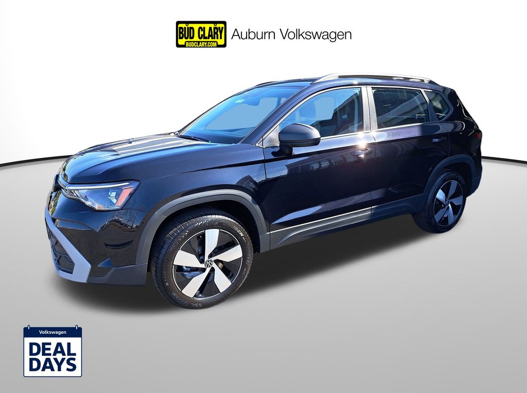 2025 Volkswagen Taos S's photo