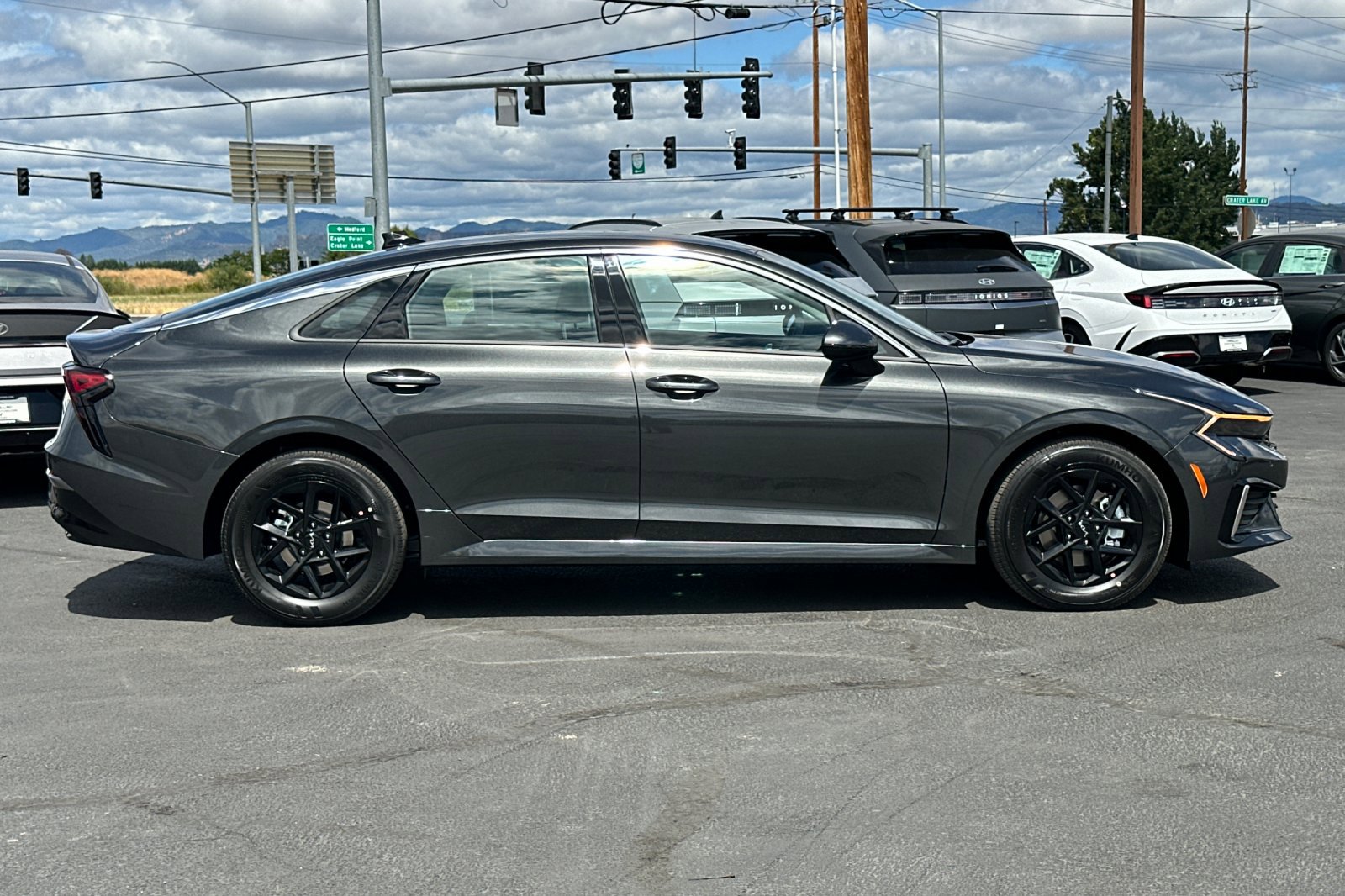 2026 Kia K5 LXS photo 2
