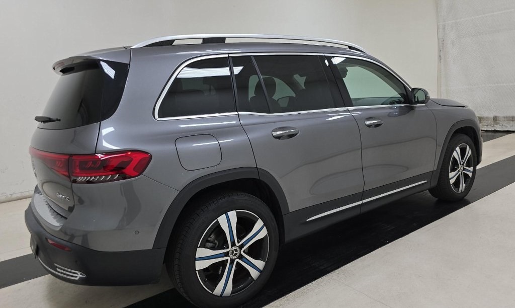 2023 Mercedes Benz EQB 300 4MATIC photo 4