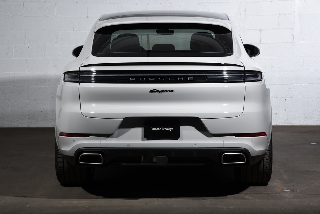 2025 Porsche Cayenne E-Hybrid photo 5
