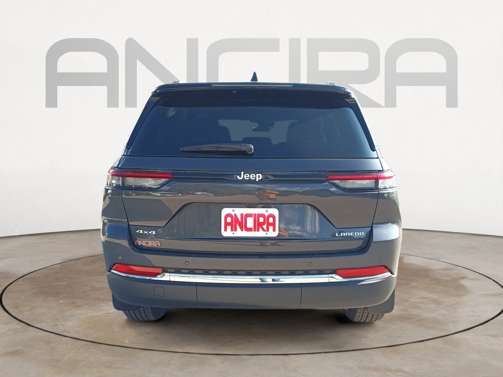 2025 Jeep Grand Cherokee Laredo X photo 9