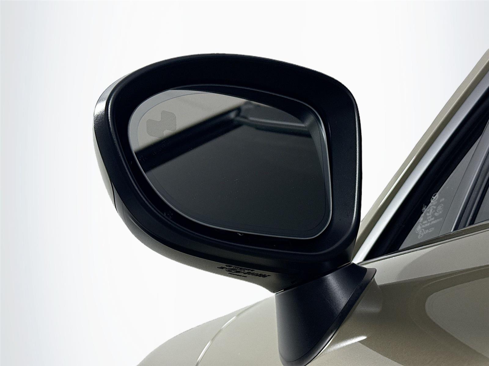 2023 Mazda MX-5 Miata Miata RF Grand Touring photo 10