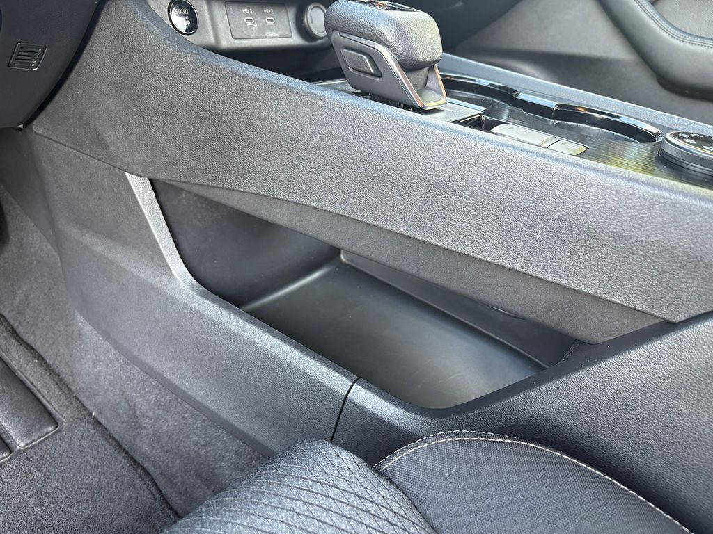 2024 Nissan Rogue SV photo 19
