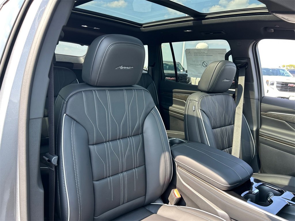 2026 Buick Enclave Avenir photo 36