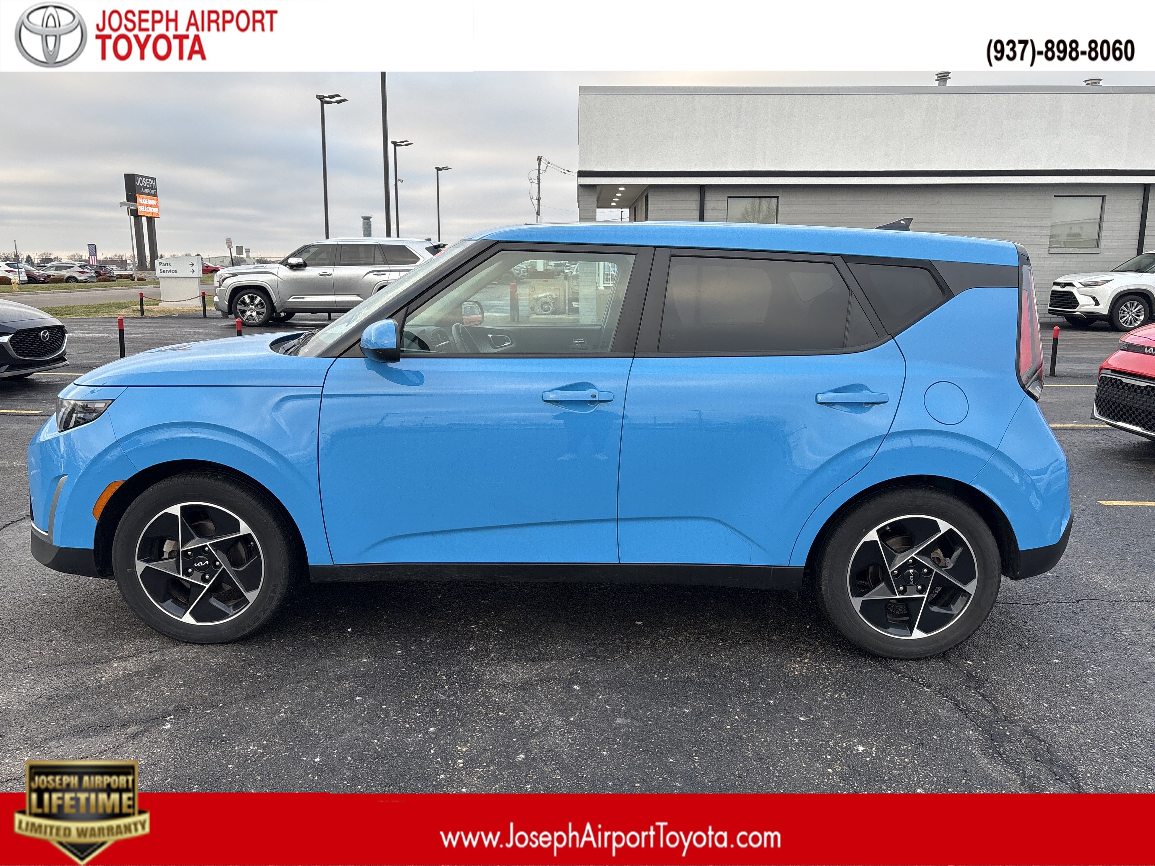 2024 Kia Soul EX's photo