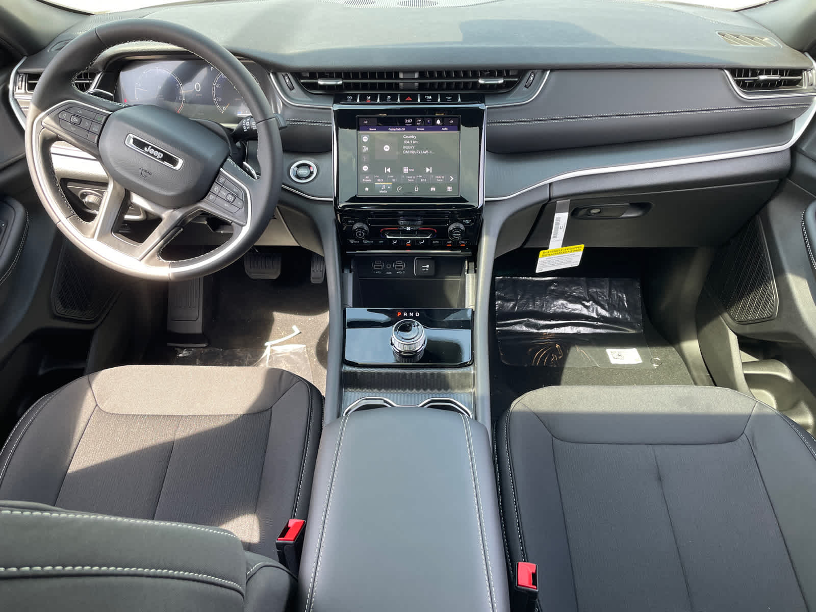 2025 Jeep Grand Cherokee Laredo X photo 12