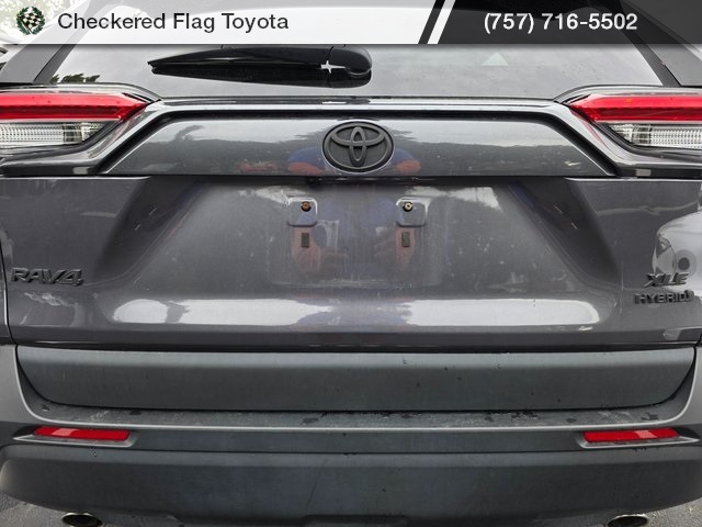 2022 Toyota RAV4 Hybrid XLE Premium photo 7