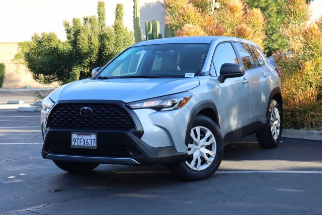 2025 Toyota Corolla Cross L's photo