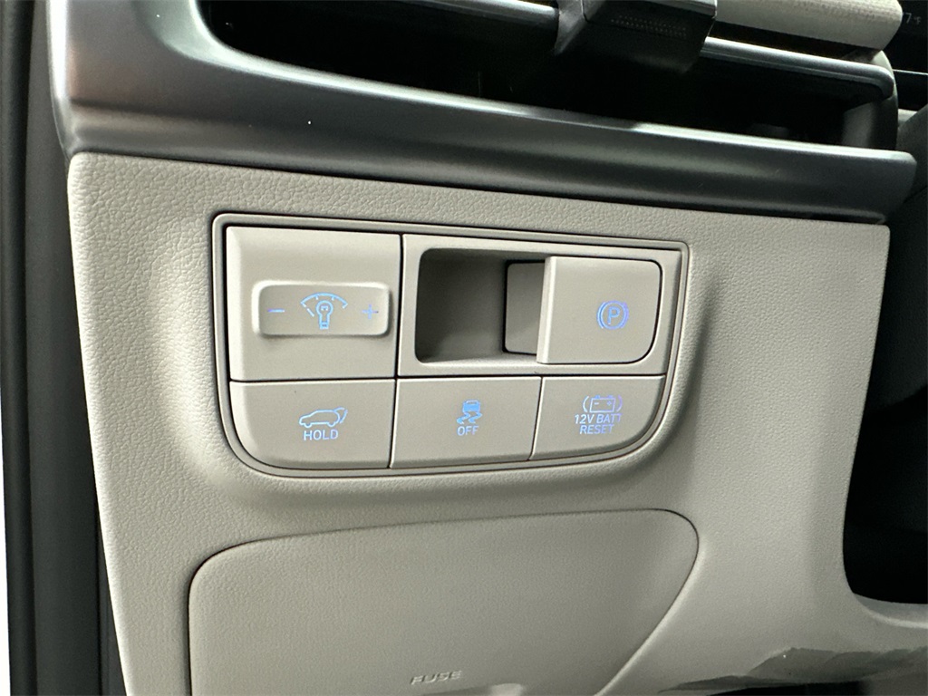 2025 Hyundai Tucson Hybrid SEL Convenience photo 31