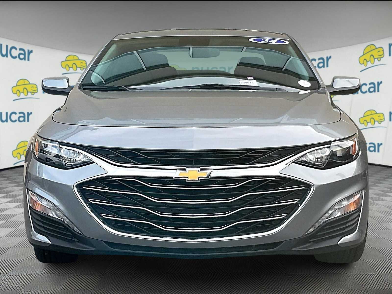 2024 Chevrolet Malibu 1LT photo 2