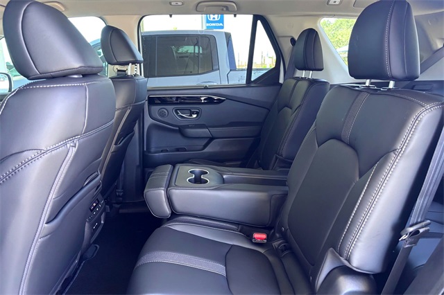 2025 Honda Pilot Touring photo 23