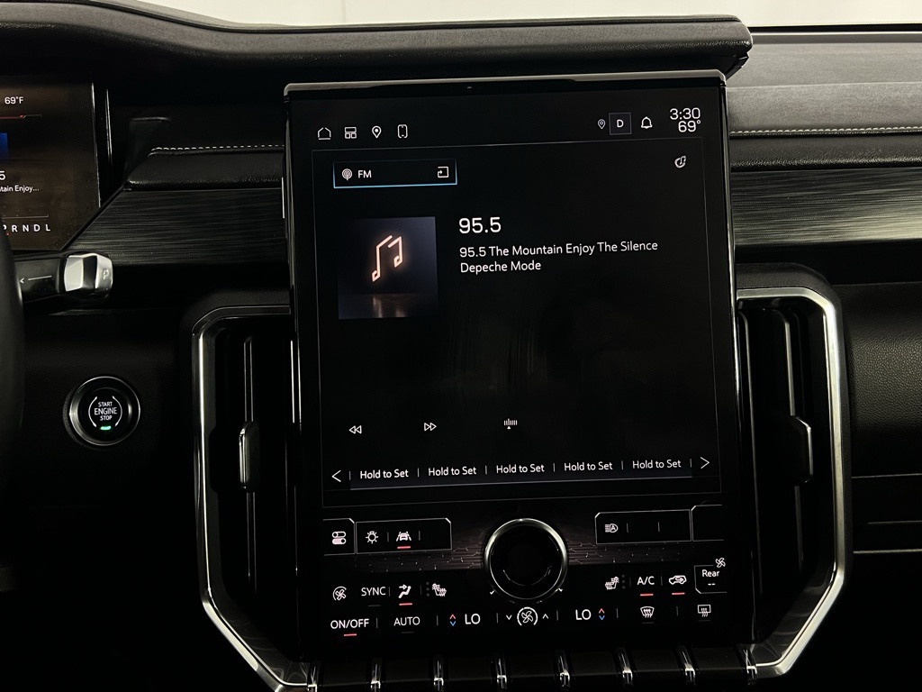 2024 Gmc Acadia Elevation photo 10