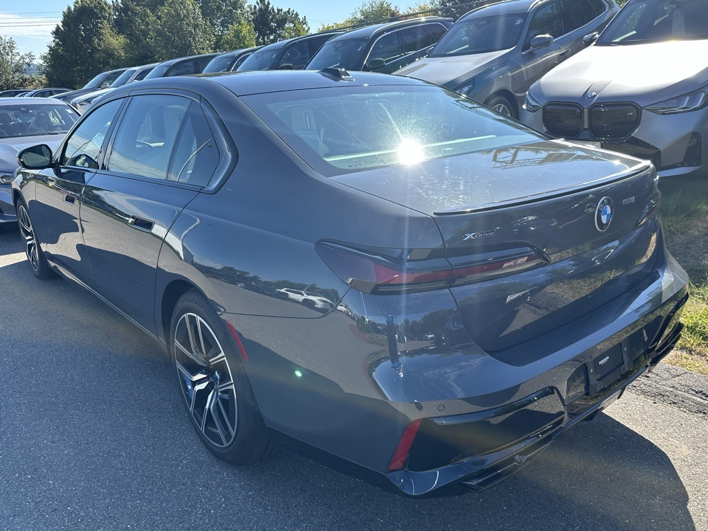 2023 Bmw 760i xDrive photo 3