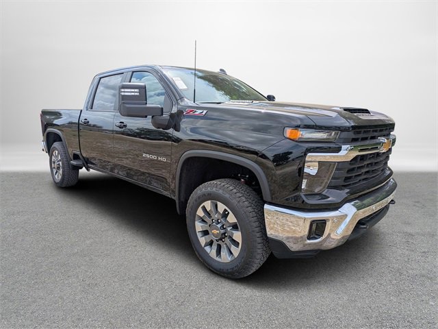 2025 Chevrolet Silverado 2500HD LT photo 2
