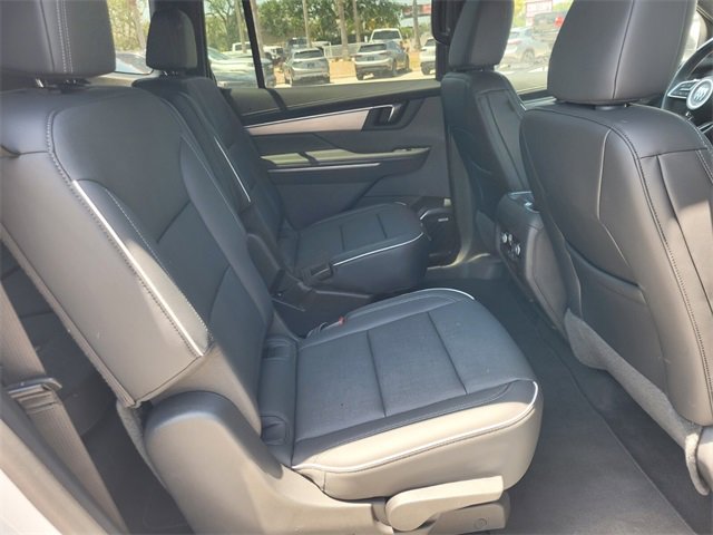 2025 Buick Enclave Preferred photo 11