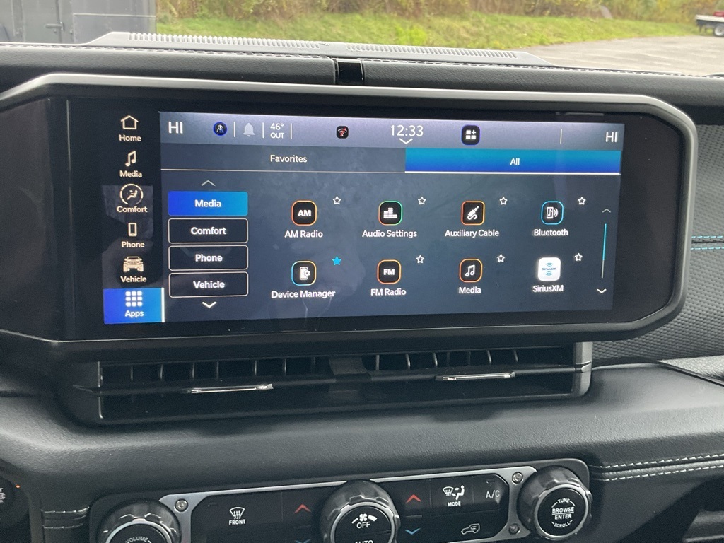 2024 Jeep Wrangler Rubicon 4xe photo 3