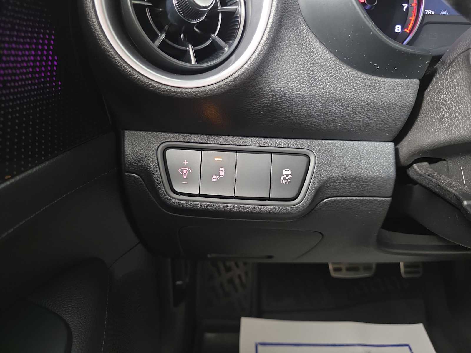 2023 Kia Forte GT photo 19