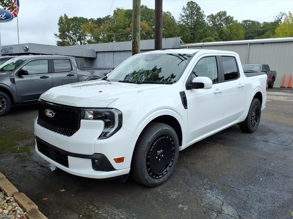 2025 Ford Maverick Lobo's photo