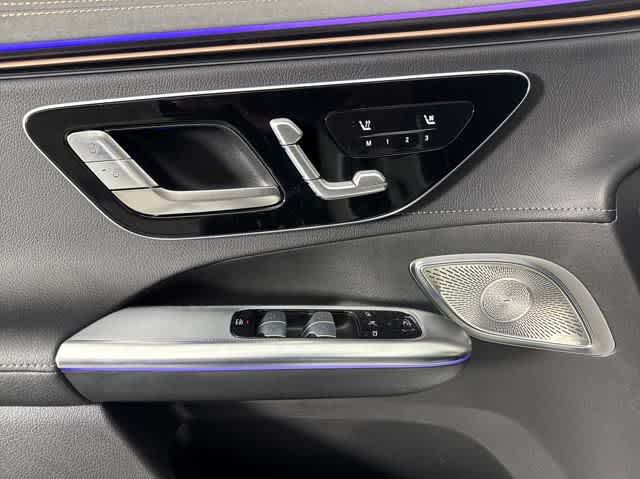 2025 Mercedes Benz EQE SUV 350 photo 12