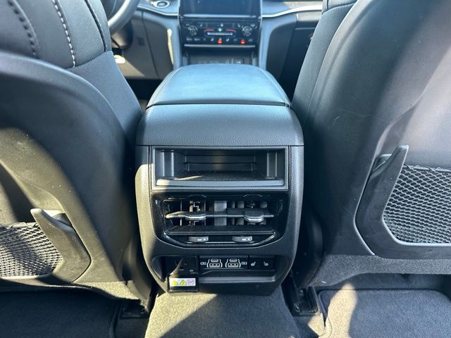 2023 Jeep Cherokee 4xe photo 33