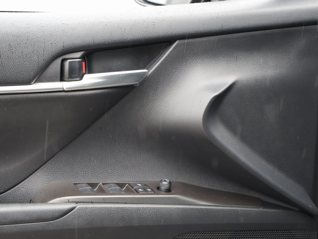 2024 Toyota Camry SE photo 20