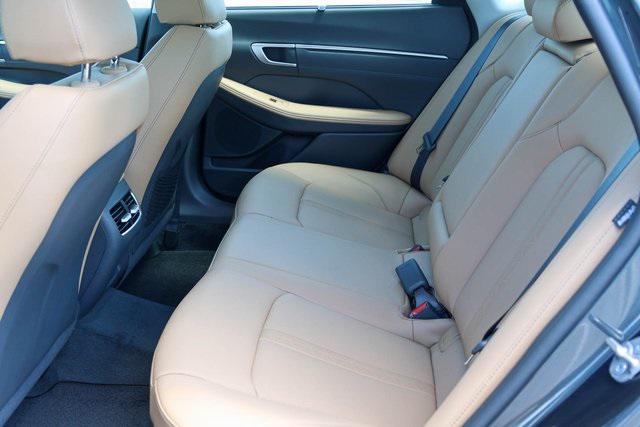 New 2025 Gray Hyundai Limited image 15
