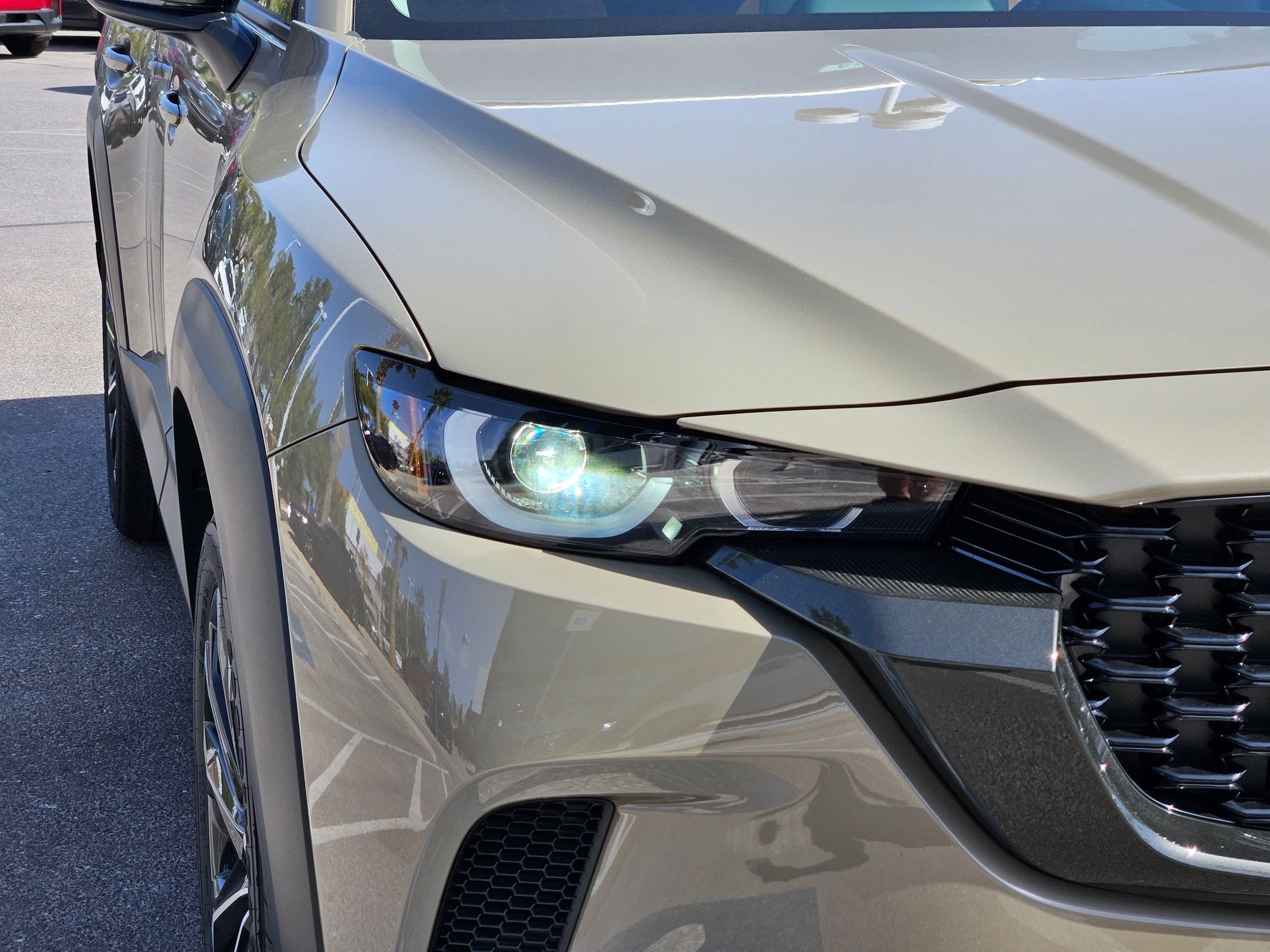2025 Mazda CX-50 Premium photo 10