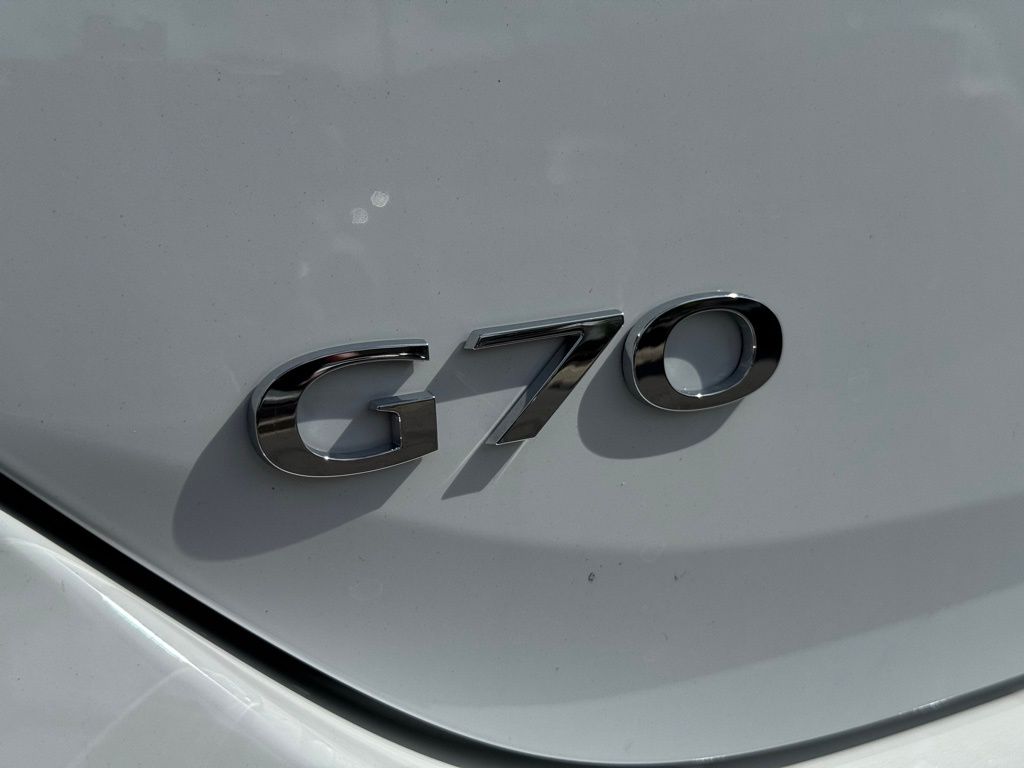 2026 Genesis G70 2.5T Prestige photo 14