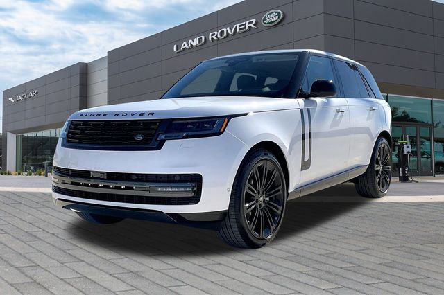 2025 Land Rover Range Rover SE's photo