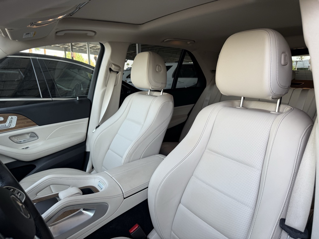 2022 Mercedes Benz GLE 350 4MATIC photo 3