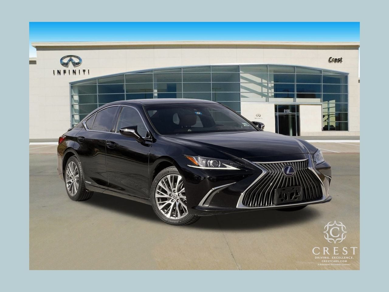 2019 Lexus ES Hybrid 300h's photo
