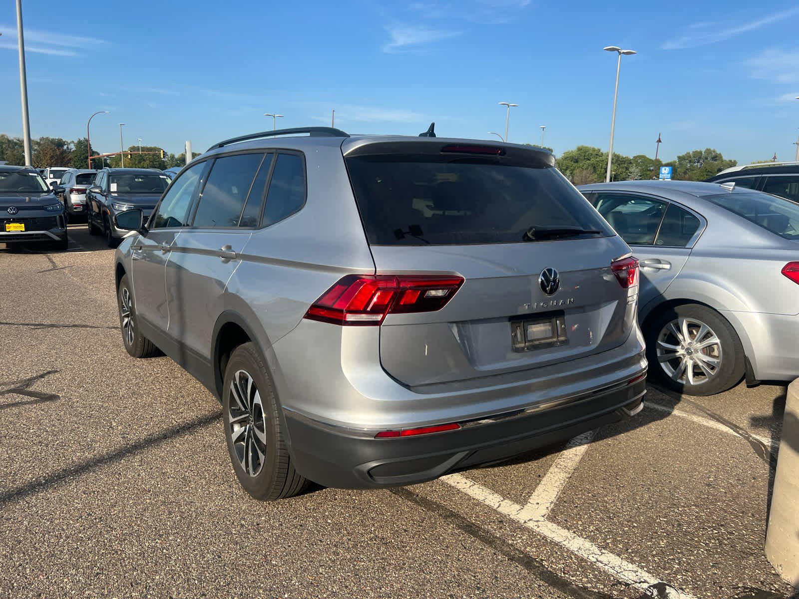 2024 Volkswagen Tiguan S photo 4