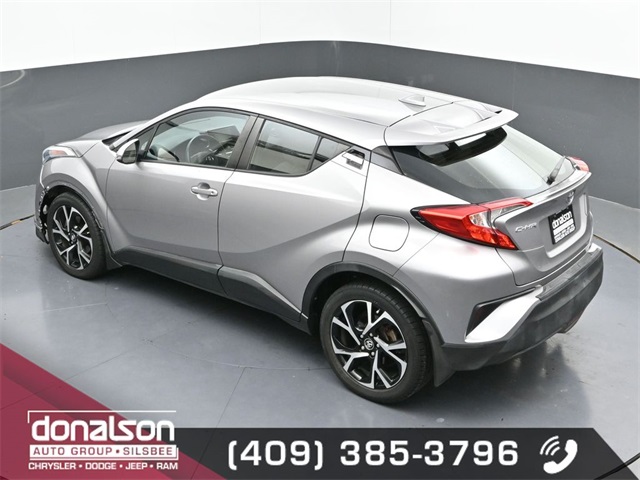 2018 Toyota C-HR XLE photo 16