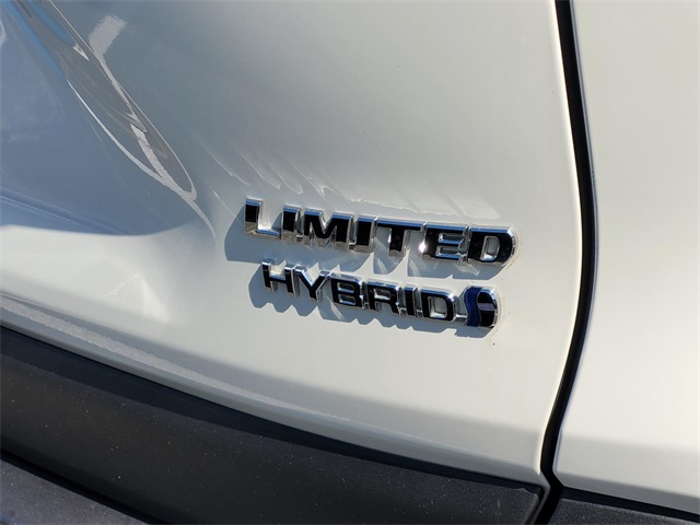 2021 Toyota RAV4 Hybrid Limited photo 4